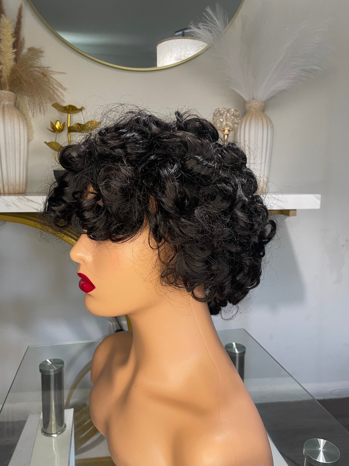 Short bouncy  wigs with Bangs full wave for Women